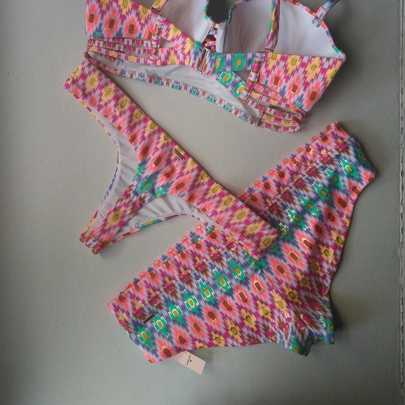 VS Midi Beach Bandeau Cheeky Thong Bikini~Ikat - Picture 9 of 13